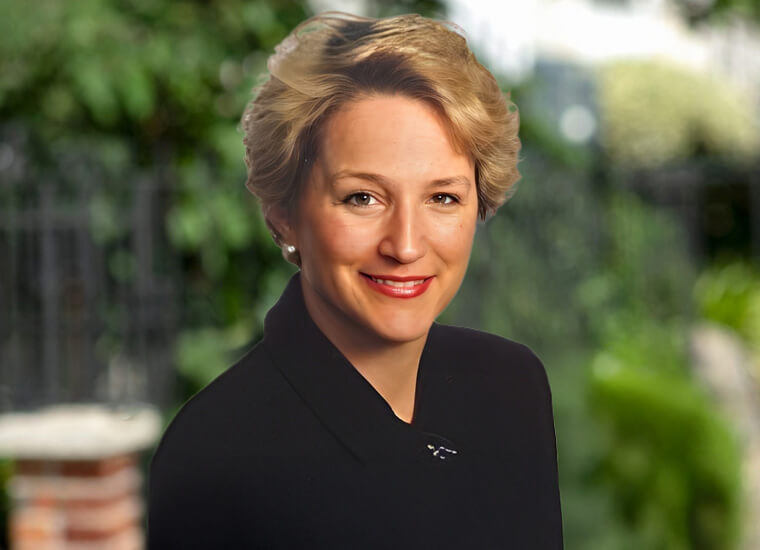 image of Holly Worthington, 2006 President