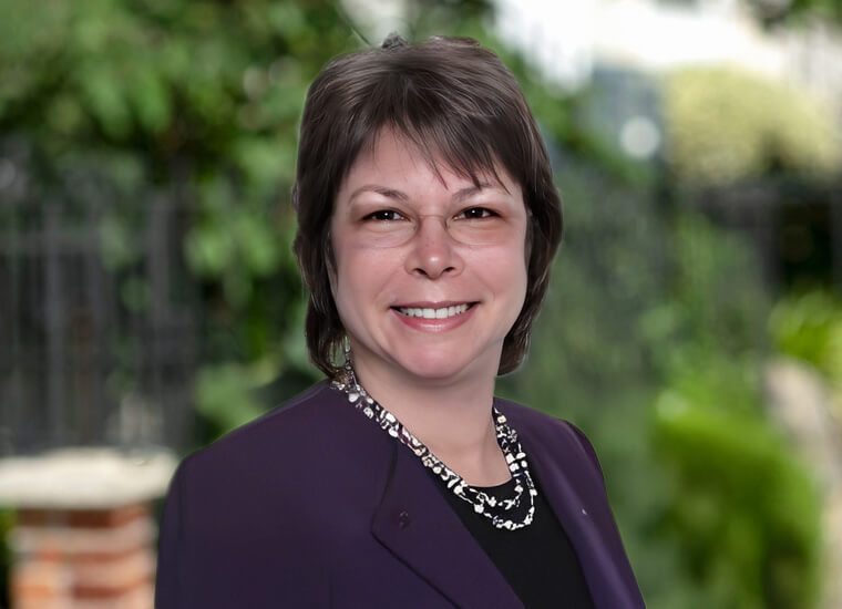 image of Shelly Murray, 2010 President